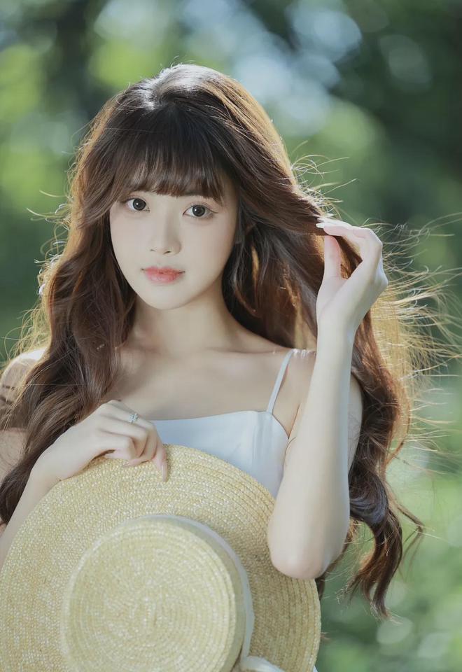中欧体育下载美女露0的身体无挡做运动  美女露0的身体无挡做运动下载安卓版破解版V(图1)