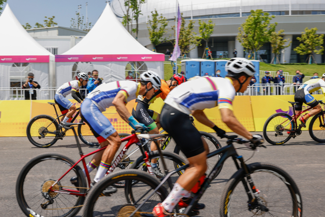 “五一”国际顶级赛事齐聚点燃京城中欧体育下载体育热情